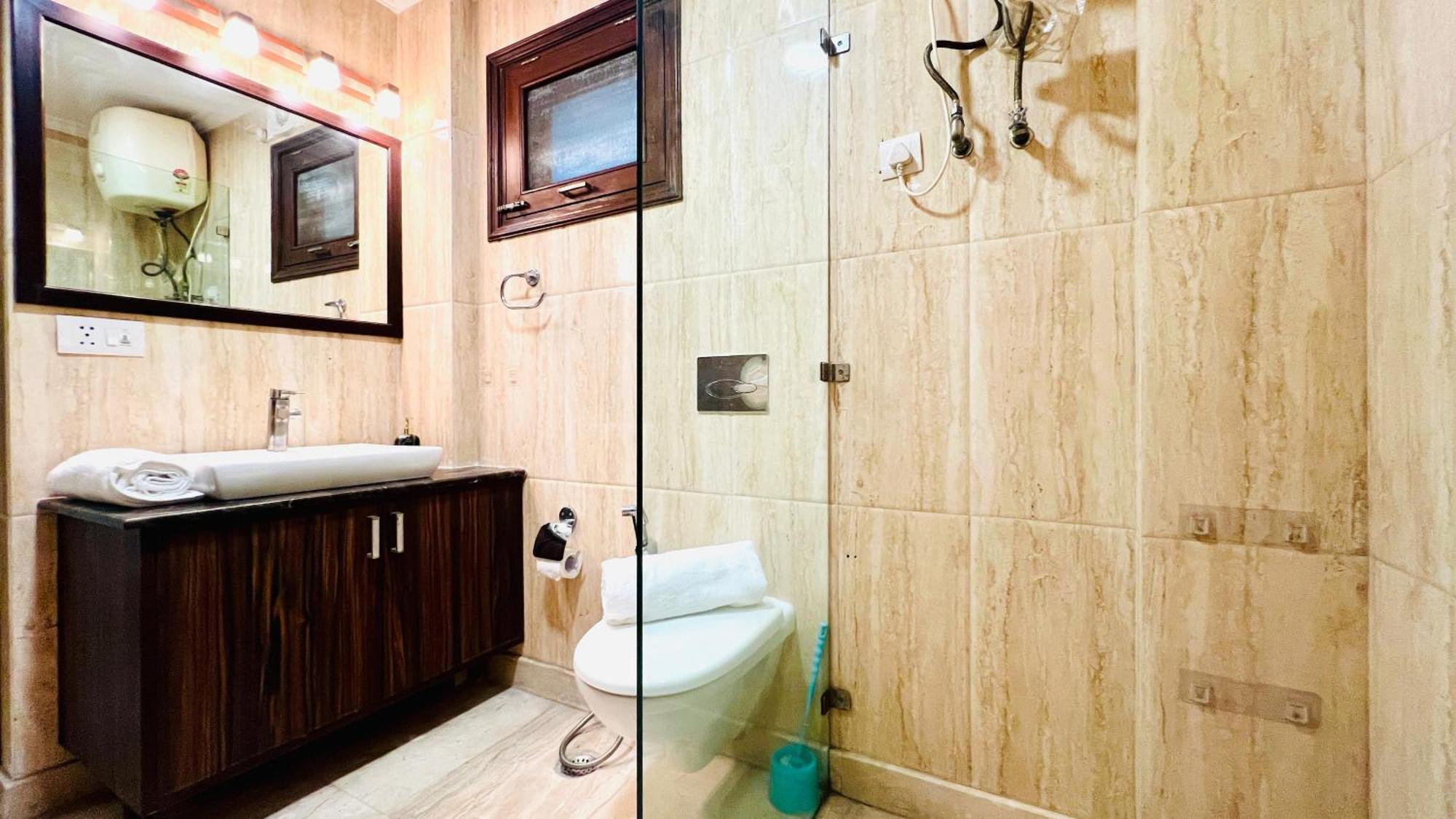 Olive Serviced Apartments - New Friends Colony Neu-Delhi Zimmer foto